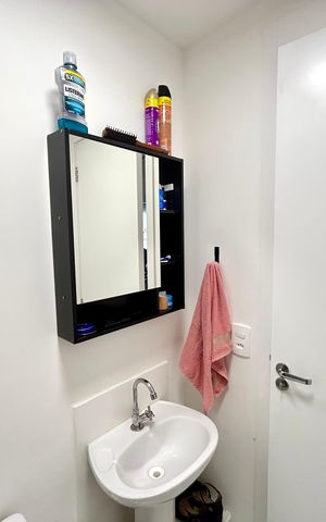 Apartamento à venda com 36m², 2 quartos e sem vaga Apartamento à venda com 36m², 2 quartos e sem vagaBanheiro