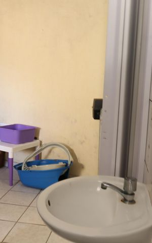 Casa à venda com 180m², 3 quartos e 2 vagasBanheiro 3