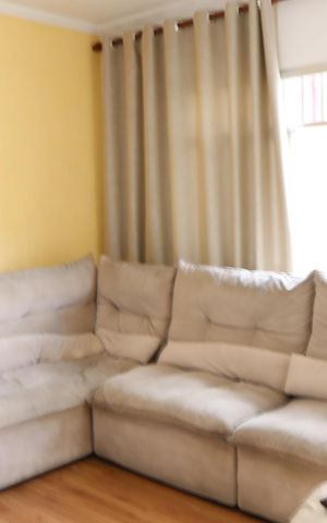Casa à venda com 180m², 3 quartos e 2 vagasSala