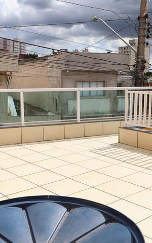 Casa à venda com 180m², 3 quartos e 2 vagasVaranda