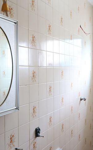 Casa à venda com 180m², 3 quartos e 2 vagasBanheiro 1