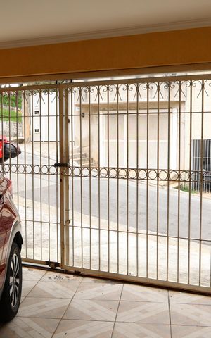 Casa à venda com 180m², 3 quartos e 2 vagasGaragem