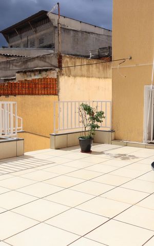 Casa à venda com 180m², 3 quartos e 2 vagasVaranda