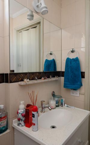 Apartamento à venda com 82m², 2 quartos e 1 vaga Apartamento à venda com 82m², 2 quartos e 1 vagaBanheiro da Suíte 1