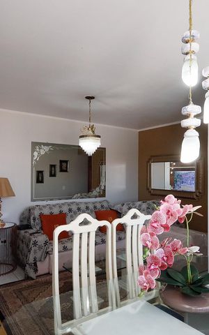 Apartamento à venda com 82m², 2 quartos e 1 vaga Apartamento à venda com 82m², 2 quartos e 1 vagaSala