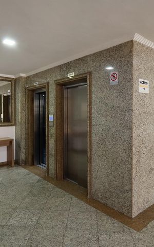 Apartamento à venda com 82m², 2 quartos e 1 vaga Apartamento à venda com 82m², 2 quartos e 1 vagaHall