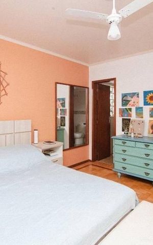 Casa para alugar com 580m², 4 quartos e 6 vagasQuarto 1