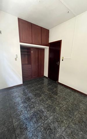 Casa à venda com 321m², 5 quartos e 3 vagasQuarto