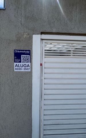 Casa para alugar com 80m², 3 quartos e 1 vaga Casa para alugar com 80m², 3 quartos e 1 vagaFachada