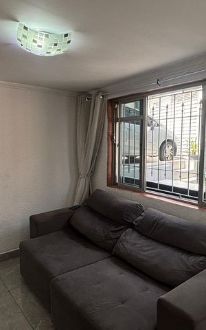 Casa para alugar com 80m², 3 quartos e 1 vaga Casa para alugar com 80m², 3 quartos e 1 vagaSala