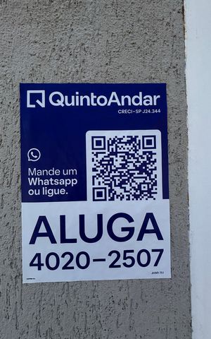Casa para alugar com 80m², 3 quartos e 1 vaga Casa para alugar com 80m², 3 quartos e 1 vagaFachada