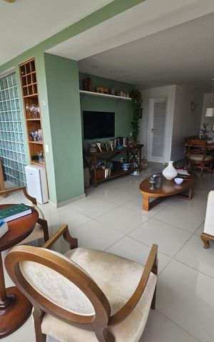 Apartamento à venda com 89m², 3 quartos e 1 vaga Apartamento à venda com 89m², 3 quartos e 1 vagaVaranda