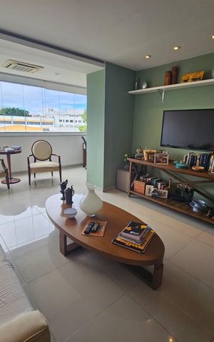 Apartamento à venda com 89m², 3 quartos e 1 vaga Apartamento à venda com 89m², 3 quartos e 1 vagaSala