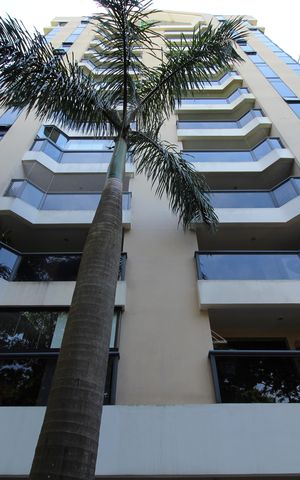 Apartamento à venda com 116m², 2 quartos e 2 vagasFachada do Prédio