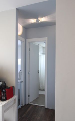 Apartamento à venda com 43m², 2 quartos e 1 vagaSala - Corredor