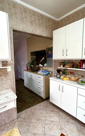 Casa à venda com 160m², 3 quartos e 2 vagasCozinha