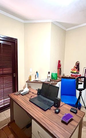 Casa à venda com 160m², 3 quartos e 2 vagasQuarto 2