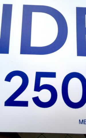 Casa à venda com 160m², 3 quartos e 2 vagasCódigo da placa MBHL-460