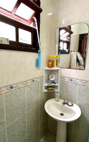 Casa à venda com 160m², 3 quartos e 2 vagasBanheiro 2