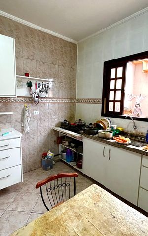 Casa à venda com 160m², 3 quartos e 2 vagasCozinha