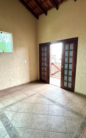 Casa à venda com 160m², 3 quartos e 2 vagasSala 2