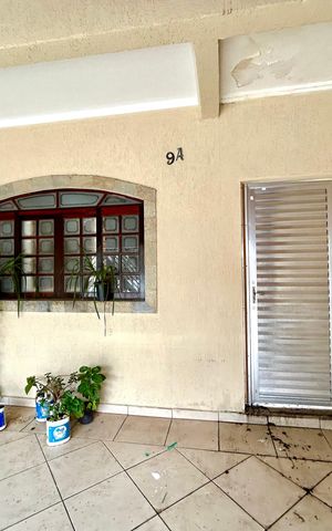 Casa à venda com 160m², 3 quartos e 2 vagasGaragem
