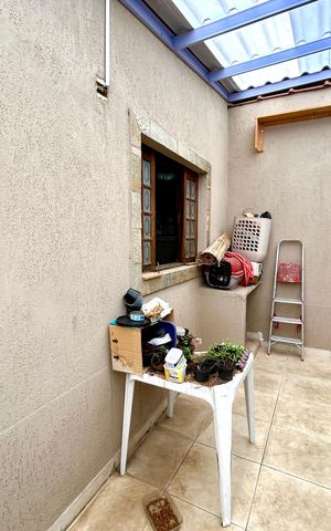 Casa à venda com 160m², 3 quartos e 2 vagasQuintal 