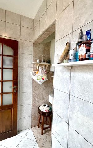 Casa à venda com 160m², 3 quartos e 2 vagasÁrea de Serviço