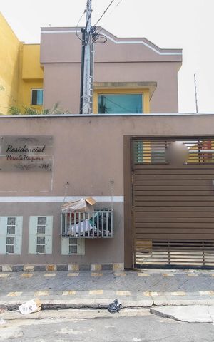 Apartamento para alugar com 45m², 2 quartos e 1 vaga Apartamento para alugar com 45m², 2 quartos e 1 vagaFachada