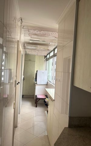 Apartamento à venda com 210m², 3 quartos e 2 vagas Apartamento à venda com 210m², 3 quartos e 2 vagasCorredor