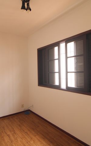 Casa à venda com 168m², 3 quartos e 2 vagasQuarto 1