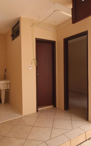 Casa à venda com 168m², 3 quartos e 2 vagasEdícula