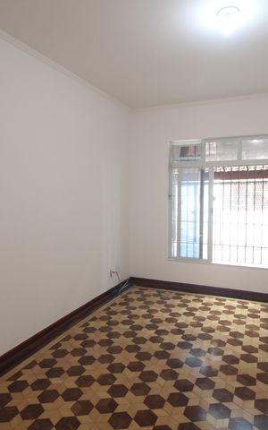 Casa à venda com 168m², 3 quartos e 2 vagasSala