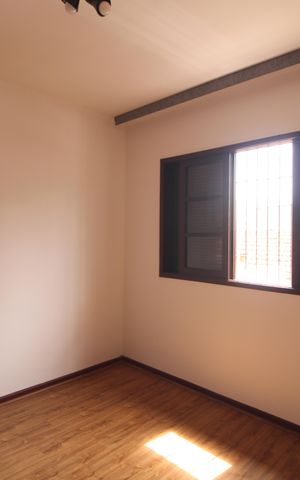 Casa à venda com 168m², 3 quartos e 2 vagasQuarto 2