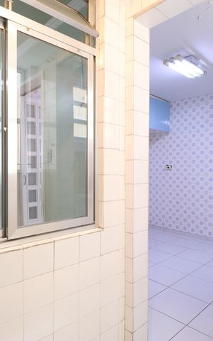Apartamento à venda com 60m², 2 quartos e sem vagaCozinha e Área de Serviço