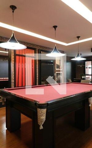 Apartamento à venda com 63m², 2 quartos e 1 vaga Apartamento à venda com 63m², 2 quartos e 1 vagaSala de Jogos