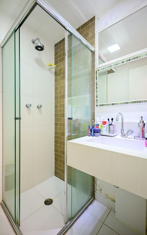 Apartamento à venda com 65m², 2 quartos e 1 vagaBanheiro Suíte 