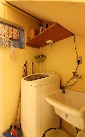 Casa à venda com 136m², 3 quartos e 2 vagasÁrea de Serviço