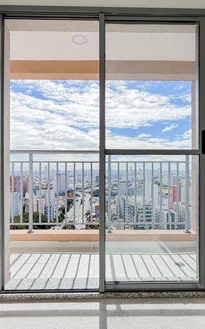 Apartamento à venda com 28m², 1 quarto e sem vaga Apartamento à venda com 28m², 1 quarto e sem vagaVaranda