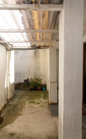 Casa à venda com 250m², 5 quartos e 2 vagas
