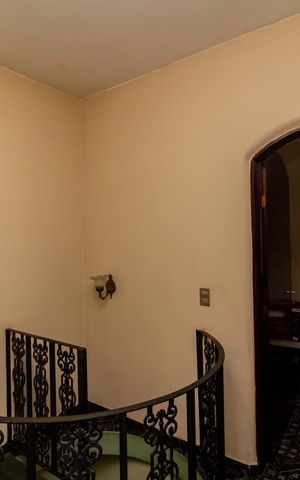 Casa à venda com 250m², 5 quartos e 2 vagas