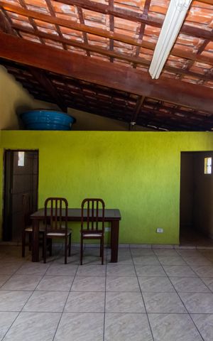 Casa à venda com 250m², 5 quartos e 2 vagas