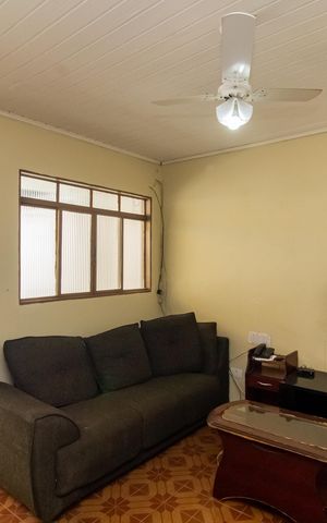 Casa à venda com 250m², 5 quartos e 2 vagas