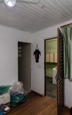 Casa à venda com 250m², 5 quartos e 2 vagas