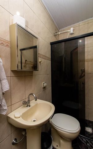 Casa à venda com 250m², 5 quartos e 2 vagas