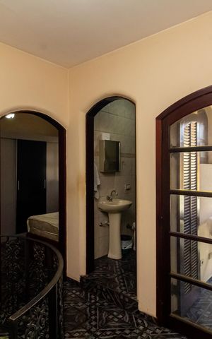 Casa à venda com 250m², 5 quartos e 2 vagas