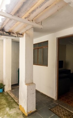 Casa à venda com 250m², 5 quartos e 2 vagas