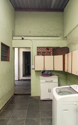 Casa à venda com 250m², 5 quartos e 2 vagas