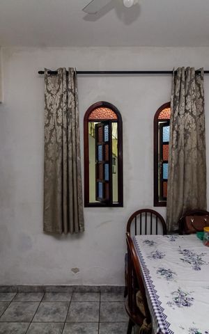 Casa à venda com 250m², 5 quartos e 2 vagas