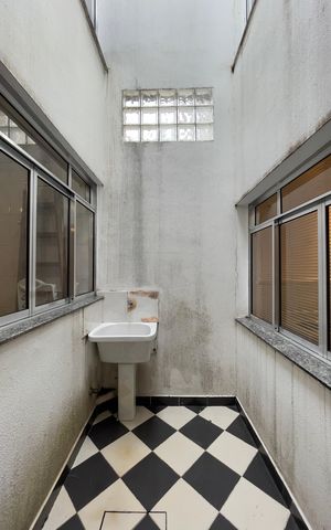 Casa à venda com 112m², 2 quartos e 1 vaga Casa à venda com 112m², 2 quartos e 1 vagaÁrea de Serviço